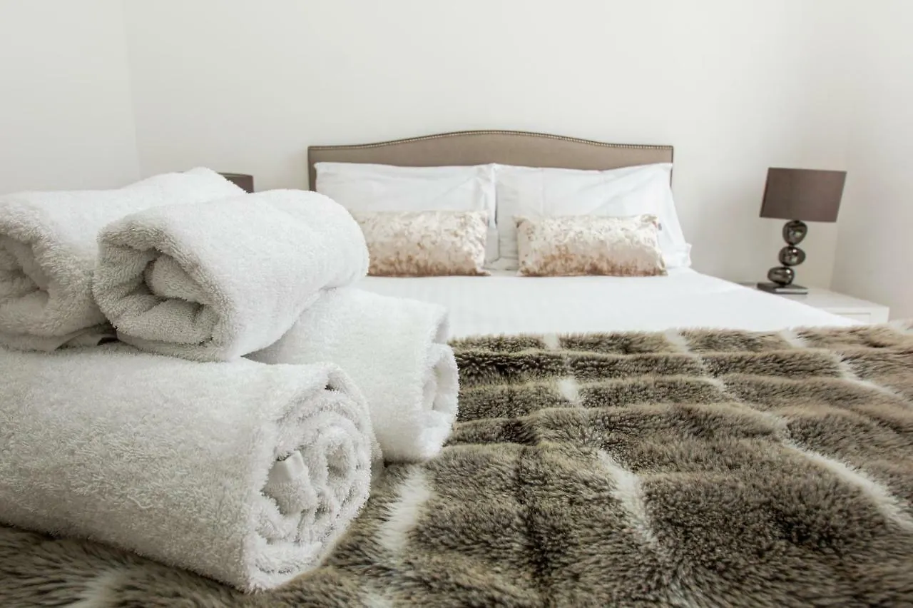 Apartment Orion Marina Sea View - Parking - By Brighton Holiday Lets